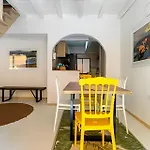 Laurdhomes Historic Center Plaza Santodomingo 3Bth