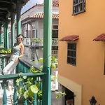 Laurdhomes Historic Center Plaza SantoDomingo 3Bth