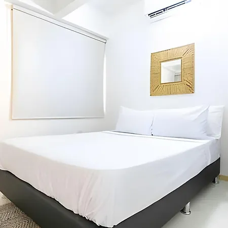 Laurdhomes Historic Center Plaza Santodomingo 3bth * Cartagena